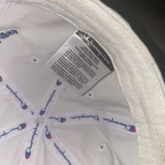 Champion white strap back hat - Picture 3 of 6